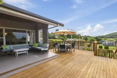 Image de Lake Living - Kuratau Holiday Home