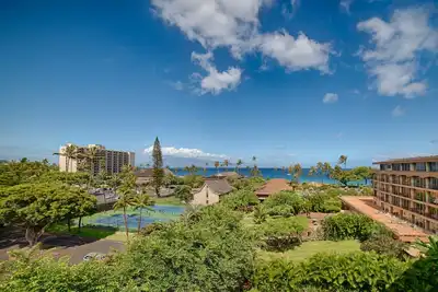 Image de Beach front resort ocean view studio (620)