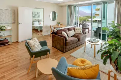 Image de Stunning Waterfront Retreat in the Heart of Cairns