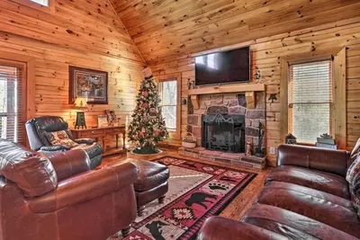 Image de Douglas Lake Cabin w/ Boat Ramp & Water Access!