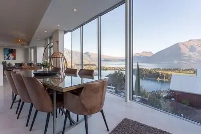 Image de Views on Edinburgh | Every room has a view