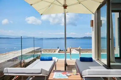 Image de Excellente Villa Halkidiki | Villa Junior avec Piscine 1 | 1 chambre | Superbes vues sur la mer | Ou