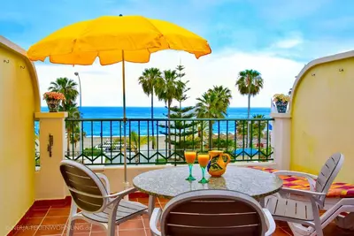 Apartment 2e front row, Air Condition, Wlan, Balcony sea view, Playa Burriana