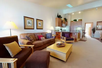 Image de 2 Private Balconies, Great Views, Gas Grill & Laundry. Near the Golf Course