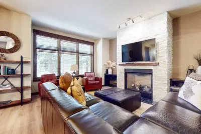 Image de Updated & Modern, on Sierra Star Golf Course. Washer/Dryer, Quiet Location