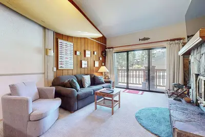 Image de Rustic & Large, Private Balcony. Summer Pool & Tennis Courts, etc. On-site