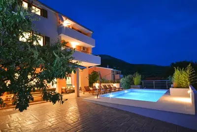 Image de \"Villa Karmen\" Split, Private Garden & Heated Pool