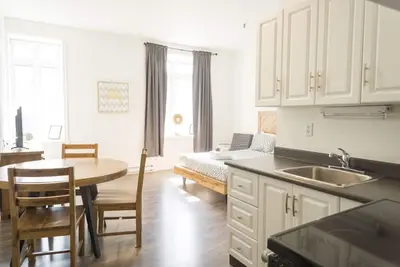 Image de ♥ Awesome loft in Downtown Quebec ♥