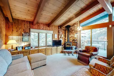 Image de Cozy Mammoth Lakes Retreat