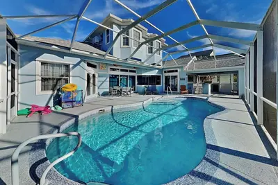 Image de Luxury Home with Water Views, Private Pool+ Outdoor Bar + Grill
