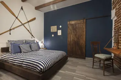 Image de The place with most vintage maritime atmosphere in an old house plenty of detail
