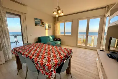 Image de Magnifique appartement en bord de mer - Beahost