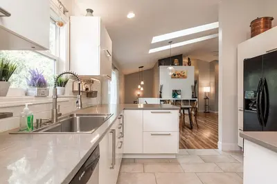 Image de Rabbit Ridge Retreat by Carolina Mornings | Gas Grill & Game Table♣️