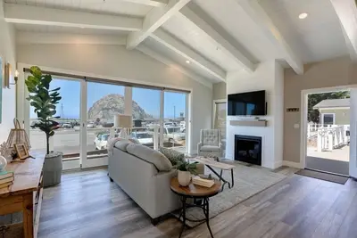 Image de Ocean Front, Morro Rock Views 2Bdrm Condo at Salty Sister