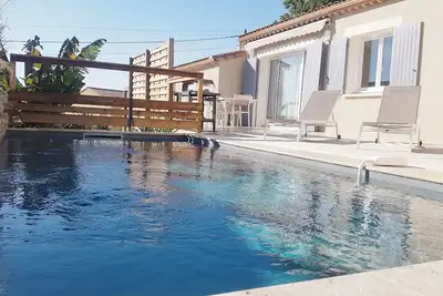 Image de Charmante villa dans un village paisible aux portes des Cévennes et d'Uzès.