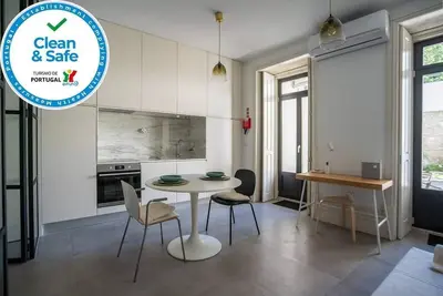 Image de Amy Porto - Élégant Appartement en plein centre-ville