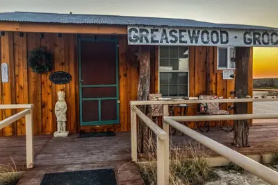 Jackass Flats Greasewood Grocery Cabin