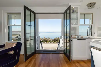 Image de Luxury Oceanfront Bayside Jewel-🔥🔥 20% off- Limited space left