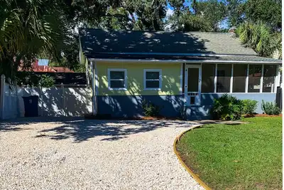 Image de Coastal Casita-3 Bedroom, 2. 5 bathroom
