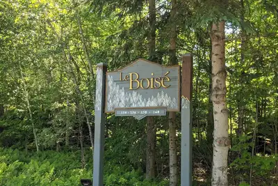 Image de 160-3 Chemin de la Foret - Your summer getaway awaits you!