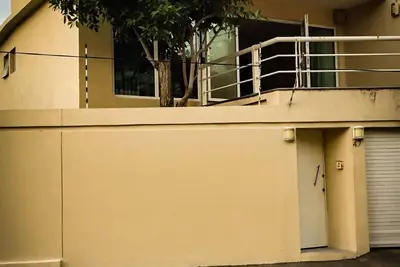 Image de Confortable Casa con JardĂn en Paso y Troncoso