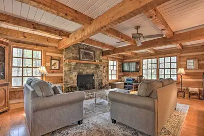 Image de ‘Riversong’ Cabin w/ Fire Pit on North River