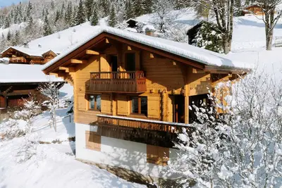 Image de Chalet rénové 2020 pour 8 pers. , proche pistes et village, garage, Wifi – La Clusaz