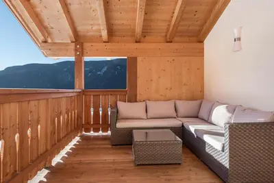 Appartement \"Paradies\" près de Seiser Alm avec vue sur les montagnes, sauna, Wi-Fi et balcon