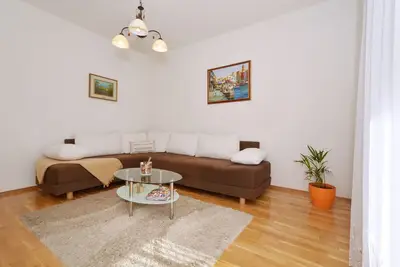 Image de Zita - Spacious Apt with 2 Bedrooms & 2 Bathrooms, Kaštel Novi