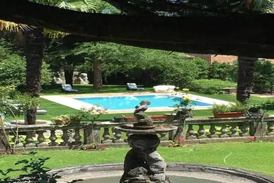 Image de Historic villa, 1 km to the beach, 500m to the city, pool, sauna