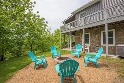 Image de River Hills Vistas - Mountain Top Lodge w\/ Mountain Views - Hot Tub - River Access