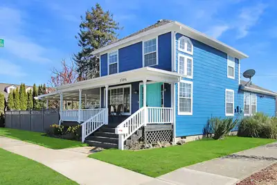 Image de Something Blue- Because You Deserve It!