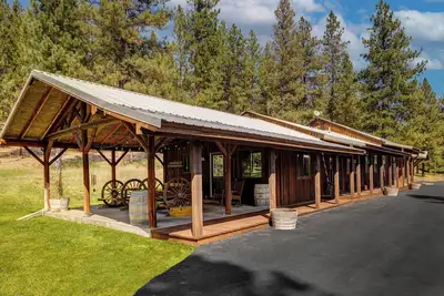 Image de Bunkhouse Cabin - Alpine Falls Ranch