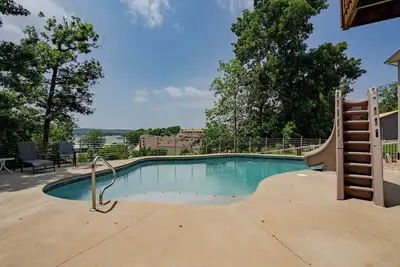 Image de Private pool. Season Special 6th Night Free, boat rental, hiking and enjoying all the great restaurants in the area.