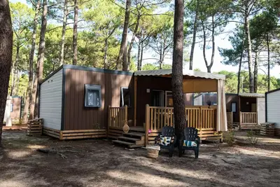 Image de 4-Zimmer-Ferienhaus für 6 Personen, klimatisiert und Tv