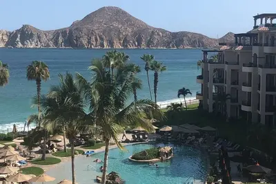 Image de Enchanting Views of the arch in the Sea of Cortez from your balcony!