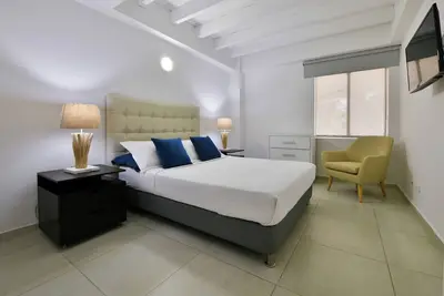 Bel et confortable appartement Bay Point 303