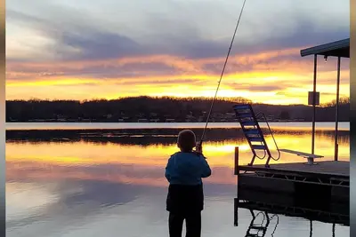 Image de Spend your days enjoying all the lake has to offer!