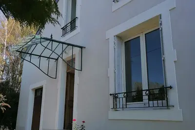 Image de Maison Contemporaine avec Grand Jardin, Proche Moselle et Nancy, Idéale pour Pêche et Loisirs