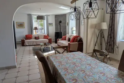 Charmant gîte de 160 m² dans une ferme près de Toul, à 30 min de Nancy, avec terrasse et jardin privé