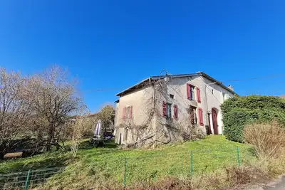 Image de Gîte de charme dans ferme lorraine avec jardin clos, à proximité de sentiers et base de loisirs