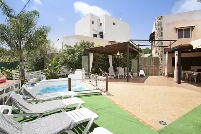 Image de Villa 'Casa Las Flores' avec vue sur la montagne