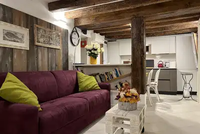 Image de \"Ea casa de mì, \" the enchantment of living Venice.