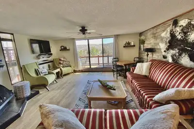 Image de Suite Escape@Sugar Mtn 3 - 30Nts Discounts! More Nts, More Svgs. Walk to Lifts.