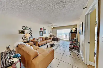 Image de Kima #103 Large Beach Front Balcony with Panoramic Gulf Views