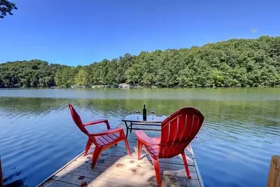 Image de Family focused Lakefront w/private dock! Now booking for 2025 stays!