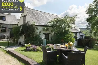 Image de A delightful two bedroom cottage with exceptional indoor leisure facilities