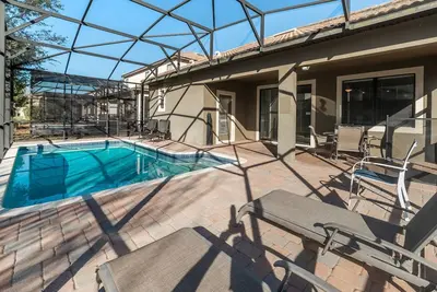 Image de Disney Champions Gate Golf Pool Home Orlando
