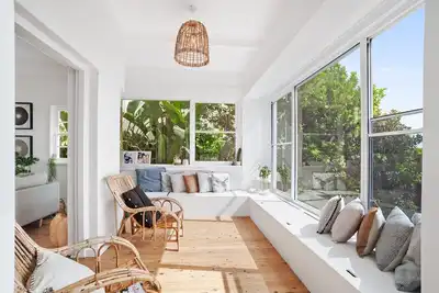Image de Panoramic Views Collaroy Beach Escape