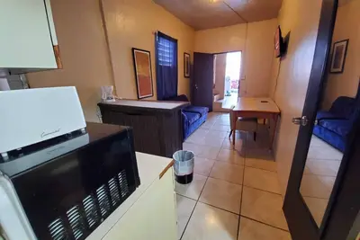 Image de Spacious, Private, Economical And Clean Apartment